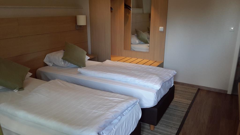 Der Heidkrug Hotel Verden an der Aller Kamer foto