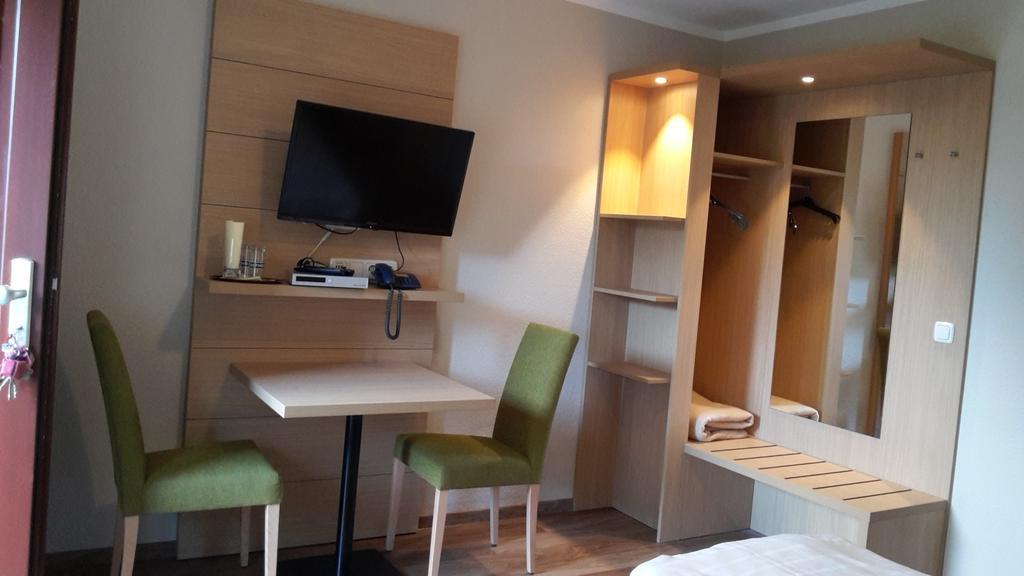 Der Heidkrug Hotel Verden an der Aller Kamer foto